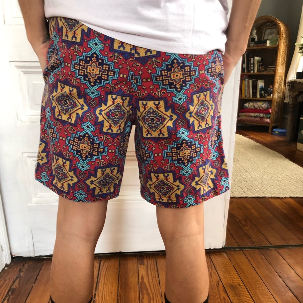 Geometric Patterned Drawstring Shorts - image 2